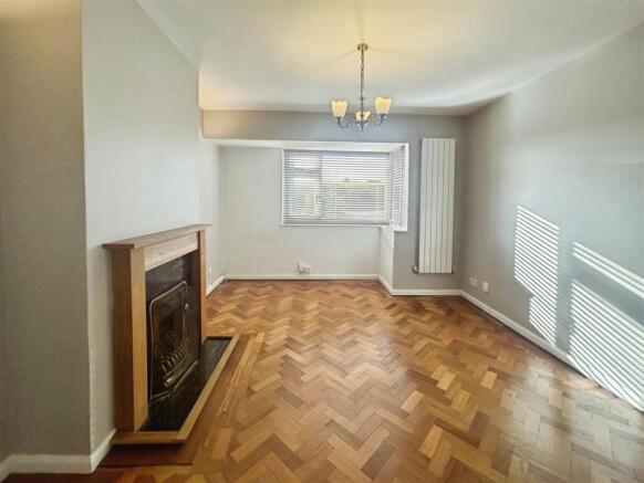 27401b09-D-4135-90FA-2A523955540D-2135-000000F6E3C