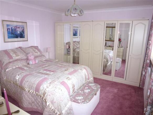 FRONT BEDROOM 3