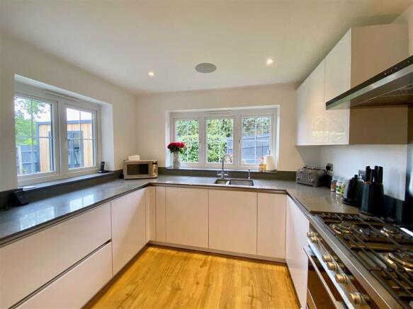 Kitchen Aspect II