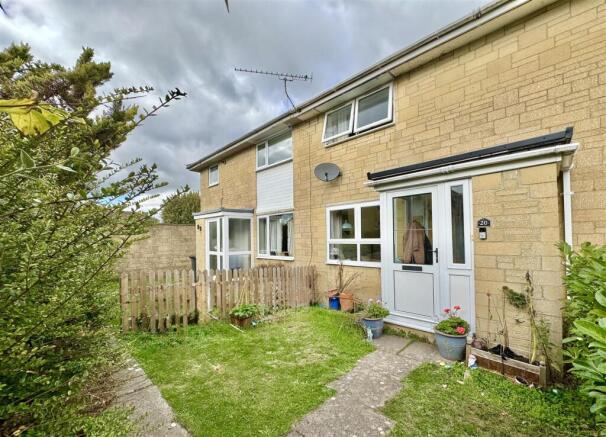 2-bed terraced on Stratton Heights, Cirencester, £275,000
