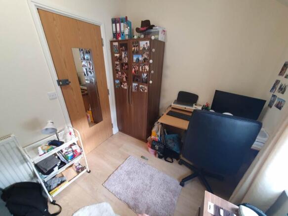 First floor middle b