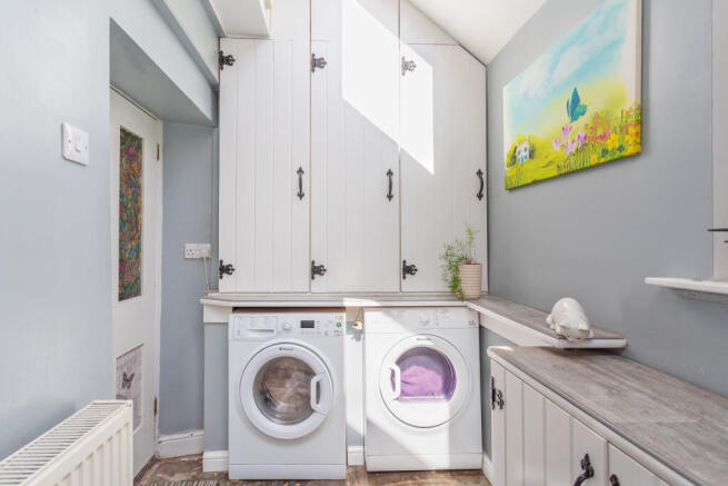 utility/wc b