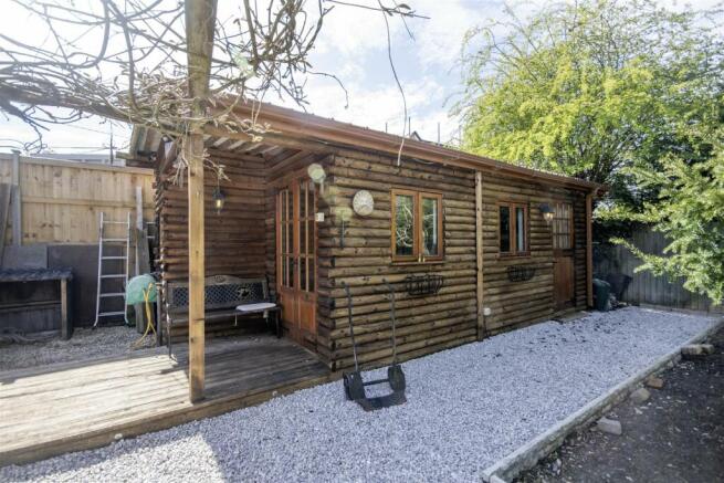 Log Cabin
