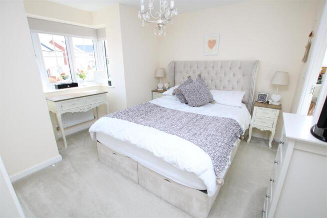 Bedroom 1.JPG