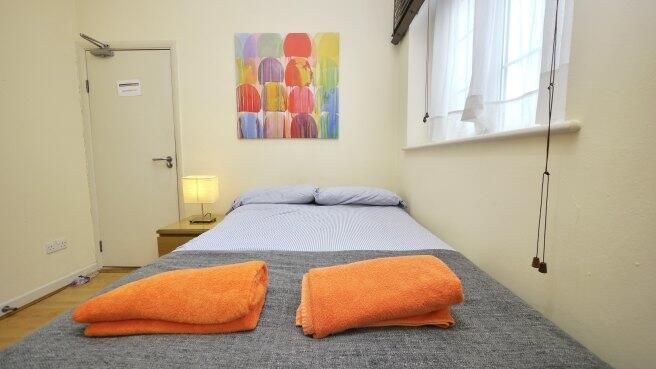 brondesbury-park-nw6-7ay-1063787