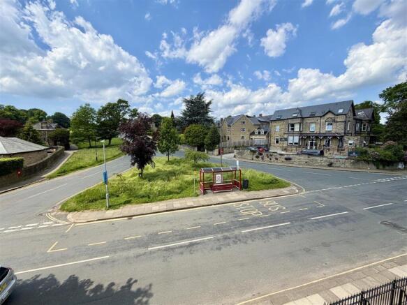 2 bed Flat for sale Image 11