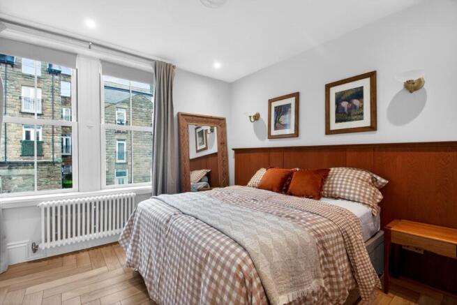 3 bed Semi-Detached for sale Image 9
