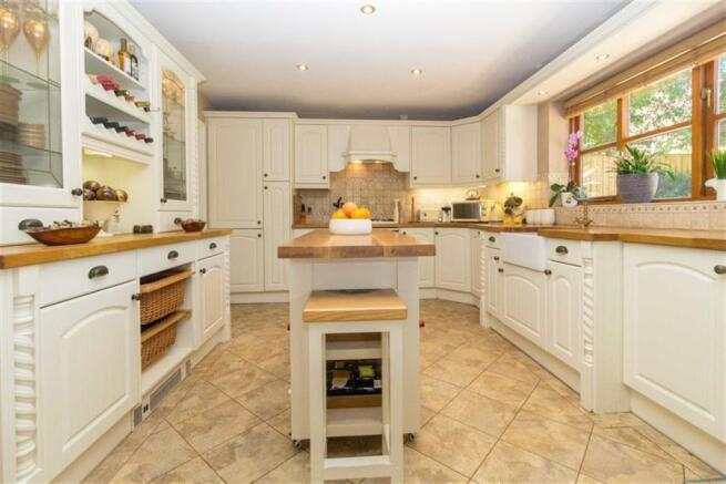 BREAKFAST KITCHEN