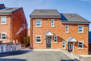 68, Greenwood Road, Nottingham NG3 7EA