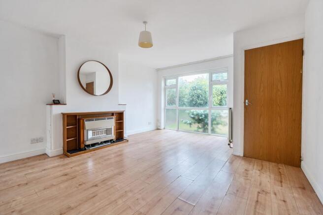 Sitting/Dining Room