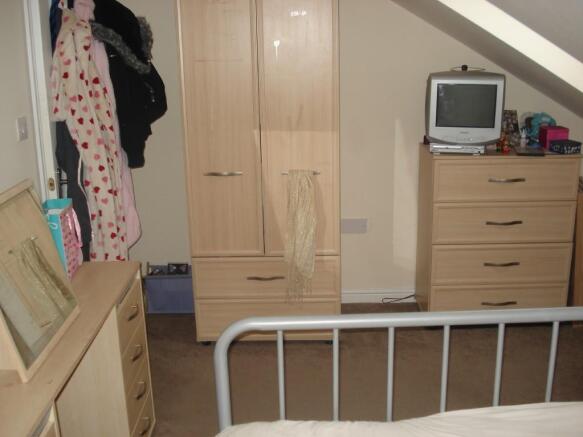 Bedroom 2 - Angle 2