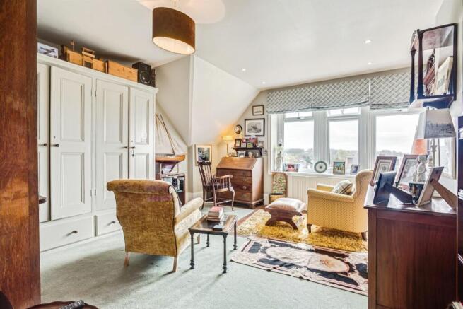 2 bed Penthouse for sale Image 10