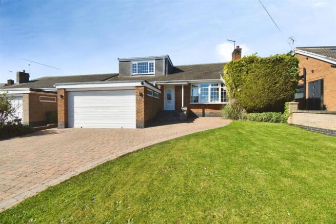 5 bed Detached Bungalow for sale Image 5