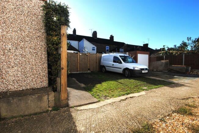 164 welly road parking.JPG