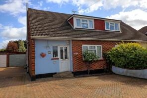 86, Hazlemere Road, Thundersley, Benfleet SS7 4AG