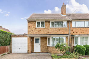 4, Woodley Road, Orpington BR6 9BN