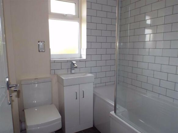 BATHROOM:
