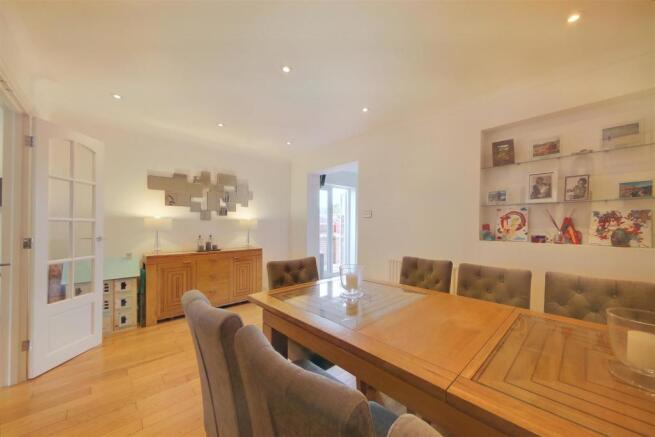 Dining Room 2.jpg