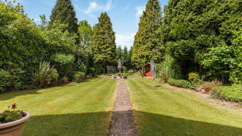 St. Bernards Road, Solihull, B92 7DJ