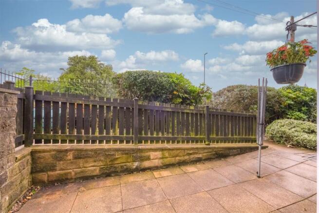 2 bed Apartment for sale Image 9
