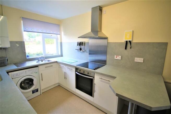 Kitchen b.JPG