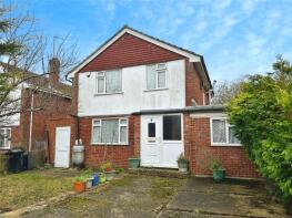 8, Antrim Road, Reading RG5 3NS