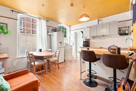 Prioress House, Bow, E3
