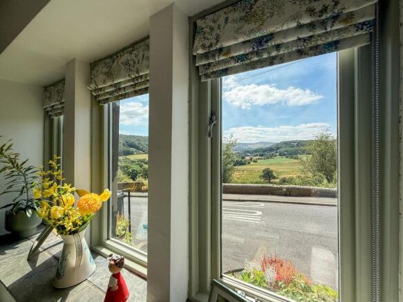2 bed Cottage for sale Image 9