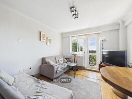 1, Outwood House, Deepdene Gardens, London SW2 3LP