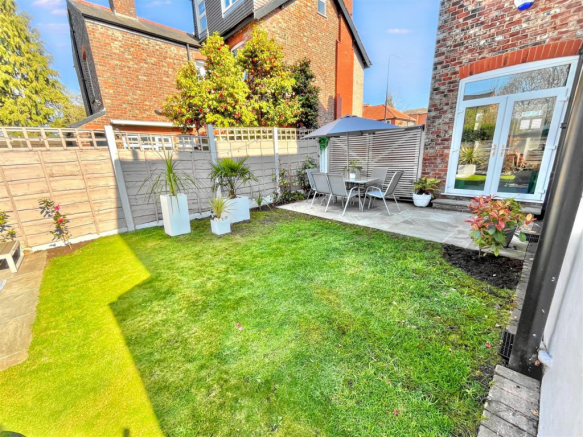 Gardens Aspect 3
