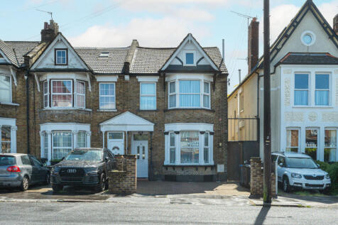 Woodville Road, Thornton Heath, CR7