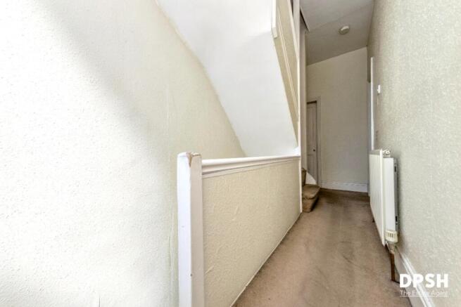 4 bed Terraced for sale Image 11