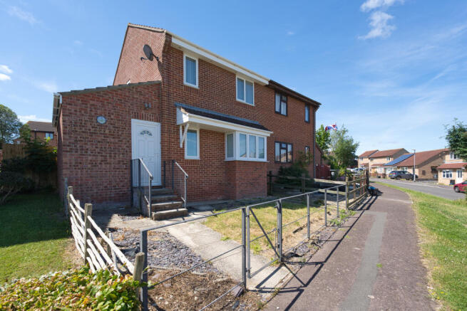 3 Bed Semi-Detached House for Sale