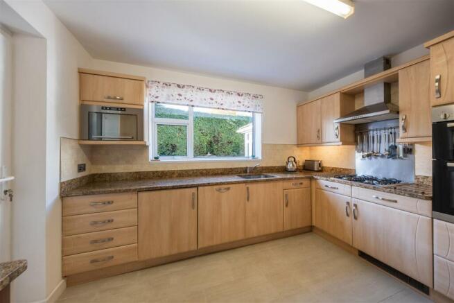 65 Moss Lane-002.jpg