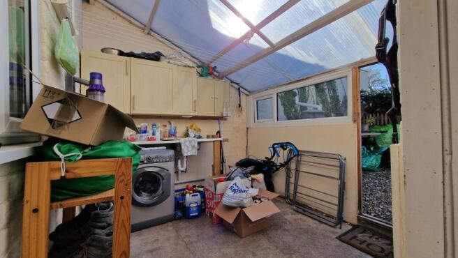 UTILITY ROOM NO.2