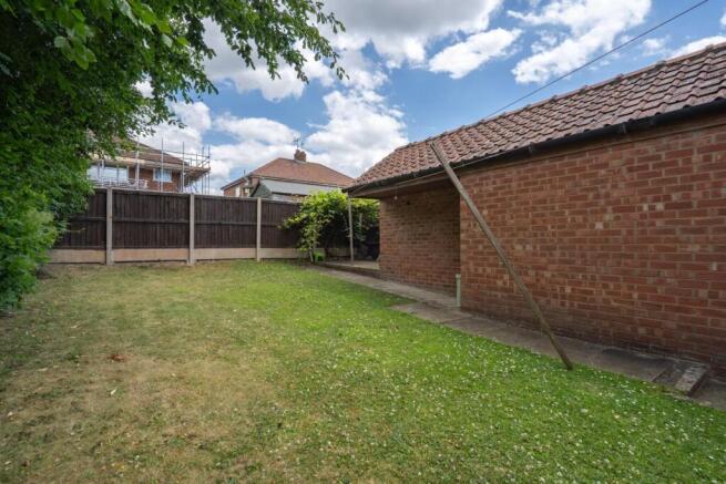 3 bed Semi-Detached for sale Image 12