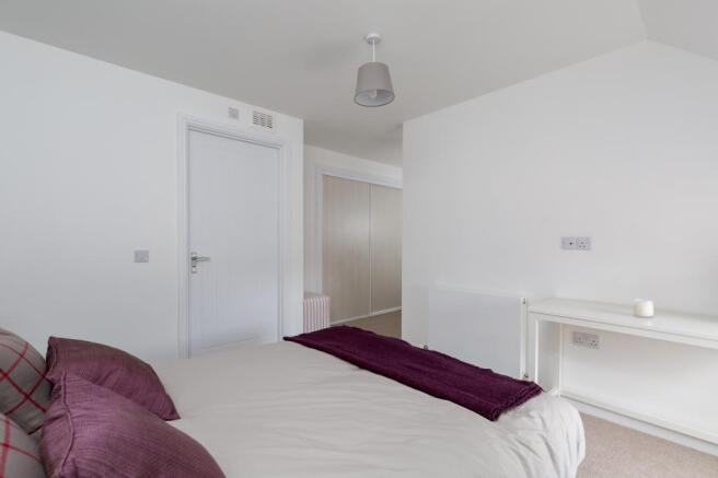 Bedroom 1 - Angle 2