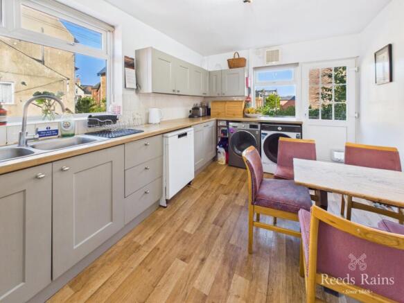 10 bed Semi-Detached for sale Image 5