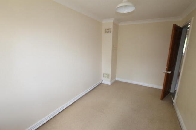 2 bed End of Terrace to rent Image 11