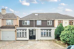 34, Homeway, Romford RM3 0HD