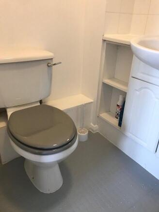 westbury-gardens-gu9-9rn-921336