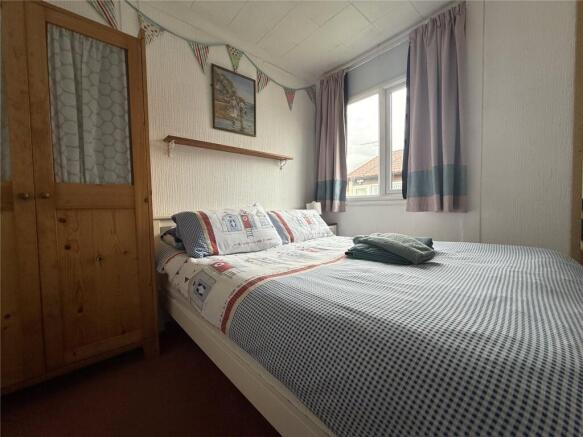 3 bed Bungalow for sale Image 8