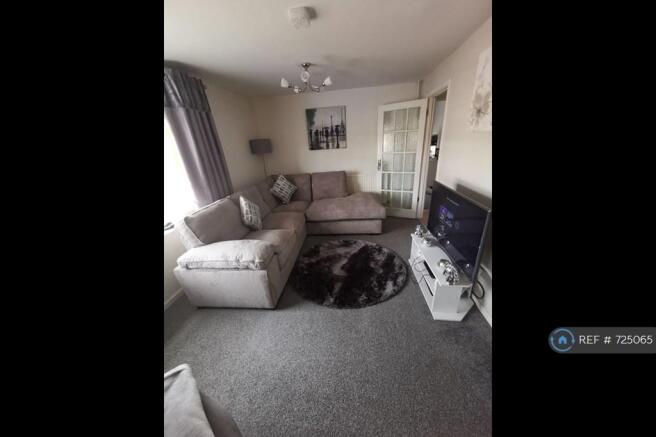 Lounge - Furniture Not Included 