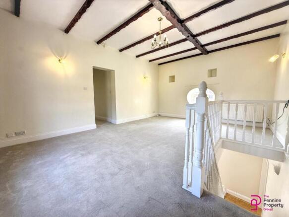 4 bed Barn Conversion to rent Image 10