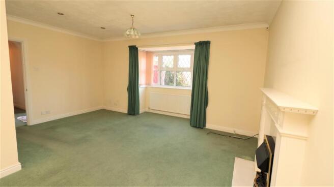 3 broadgates lounge.jpg