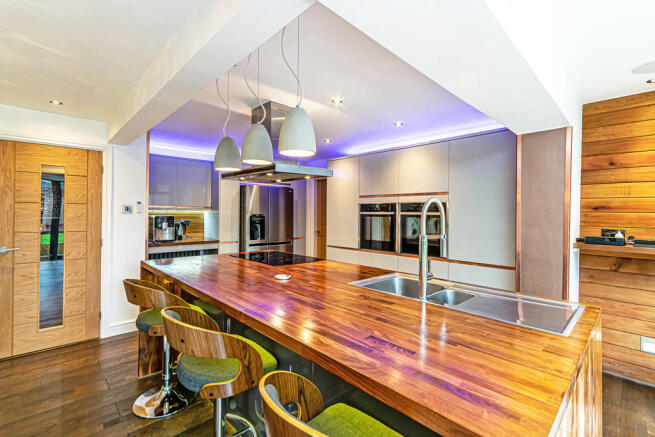 Kitchen/Dining Ro...