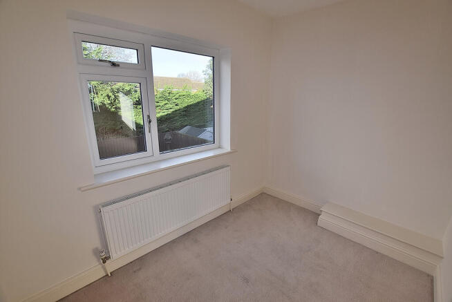 4 bed Semi-Detached for sale Image 11