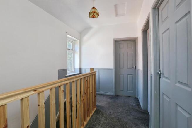 3 bed Semi-Detached for sale Image 10