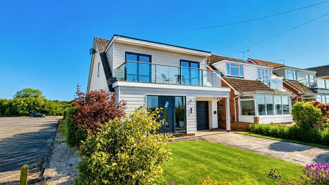Swalecliffe Avenue, Hampton, Herne Bay, CT6 8EJ