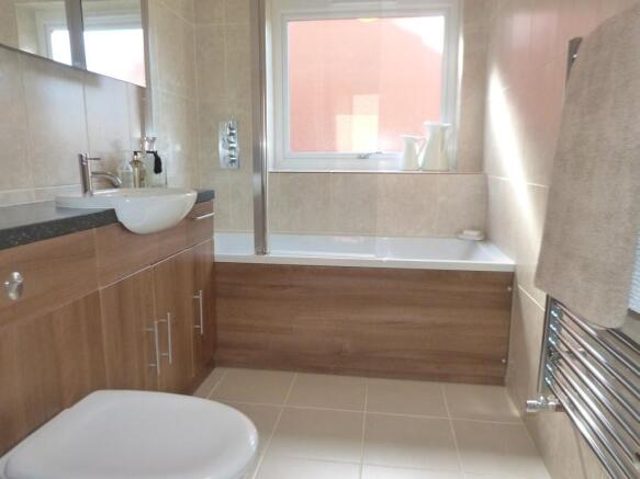 Photo 10